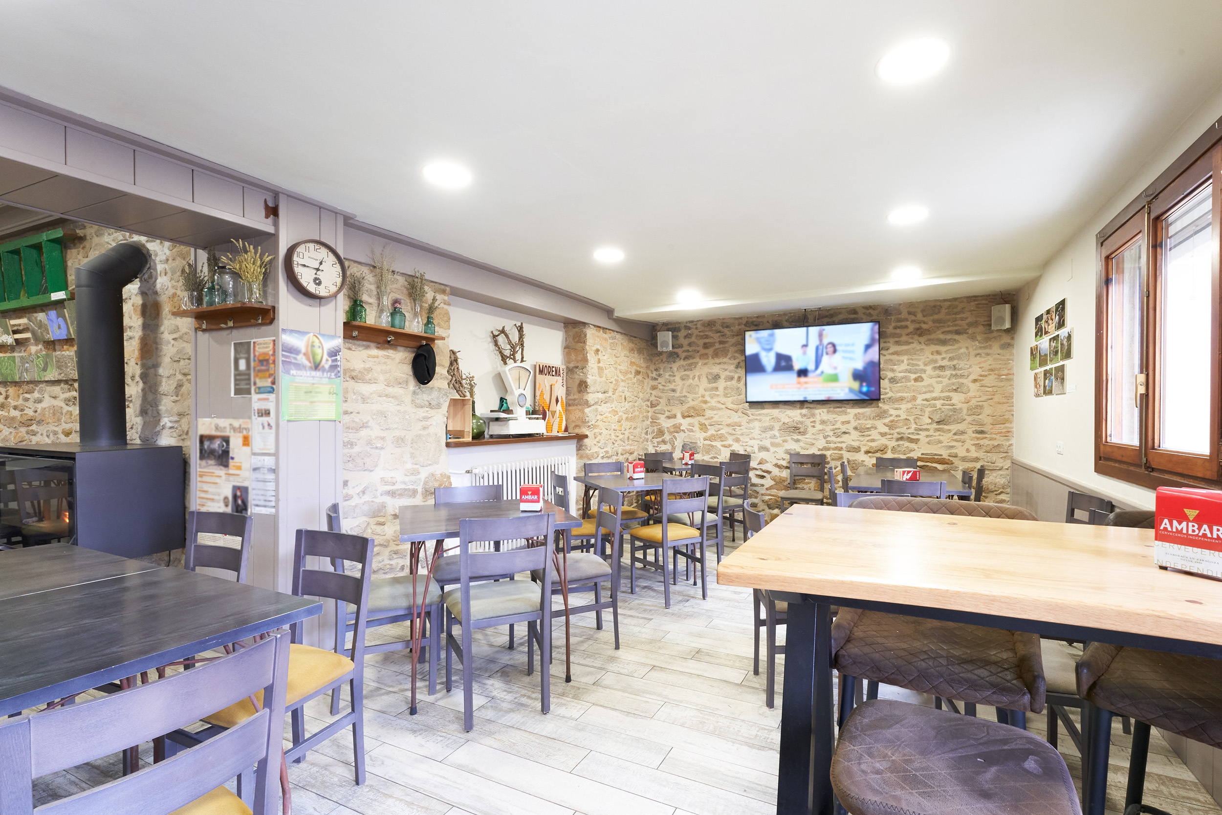 imagen del interior de gastrobar entrada general